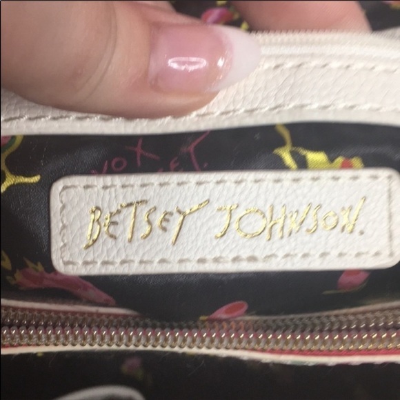 Betsey Johnson satchel with crossbody strap - Picture 9 of 10